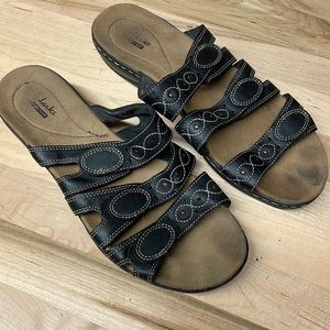 Clark’s Collection Leisa Cacti Black Triple Strap Sandal